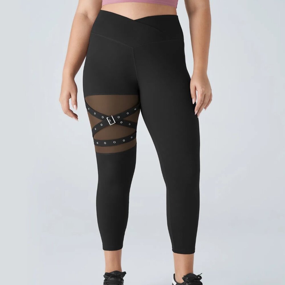 Halara Women's High Waist Cross-over Contrast Mesh Decorative Buckle Leggings XL